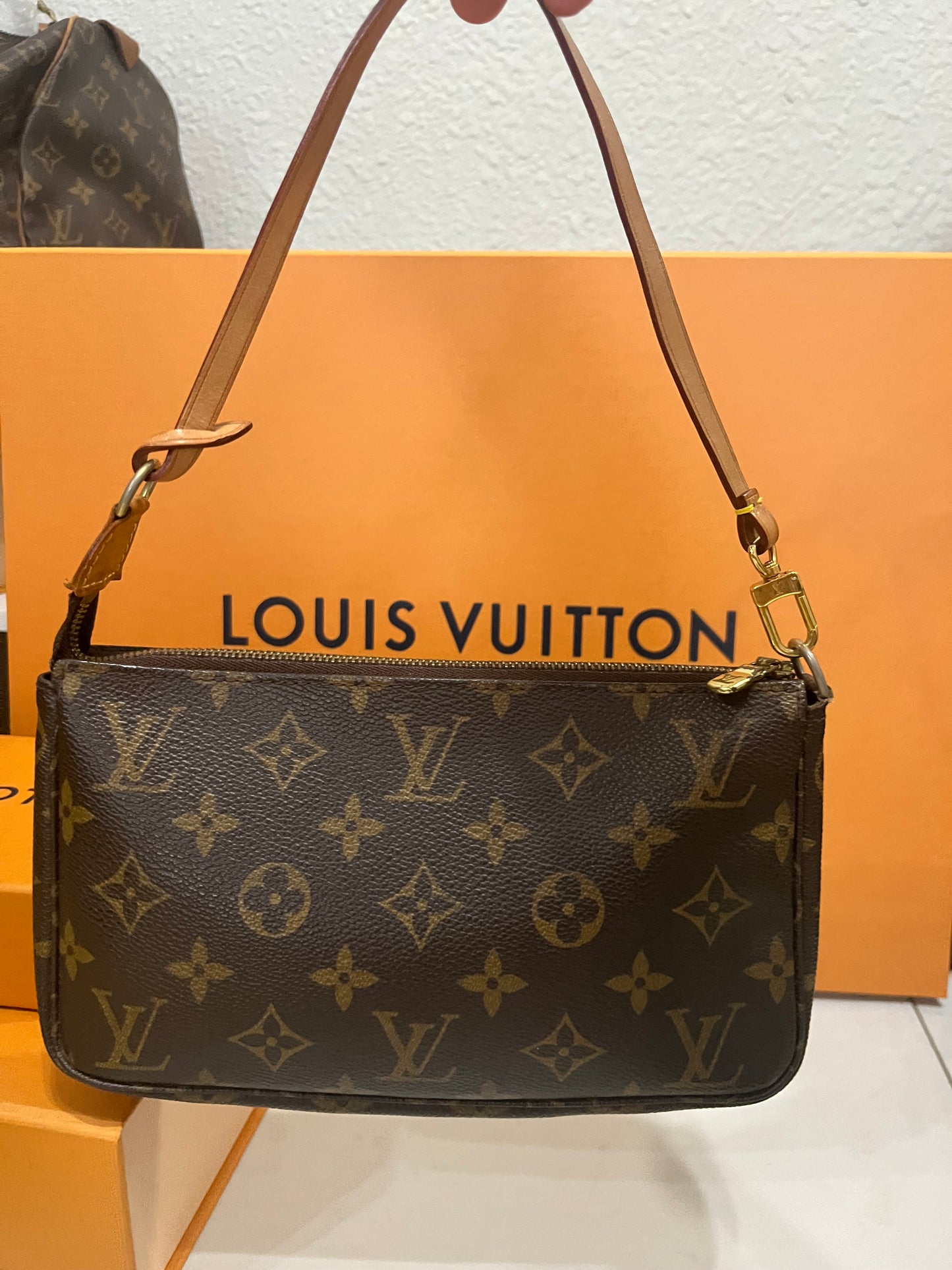 Pochette Accessories