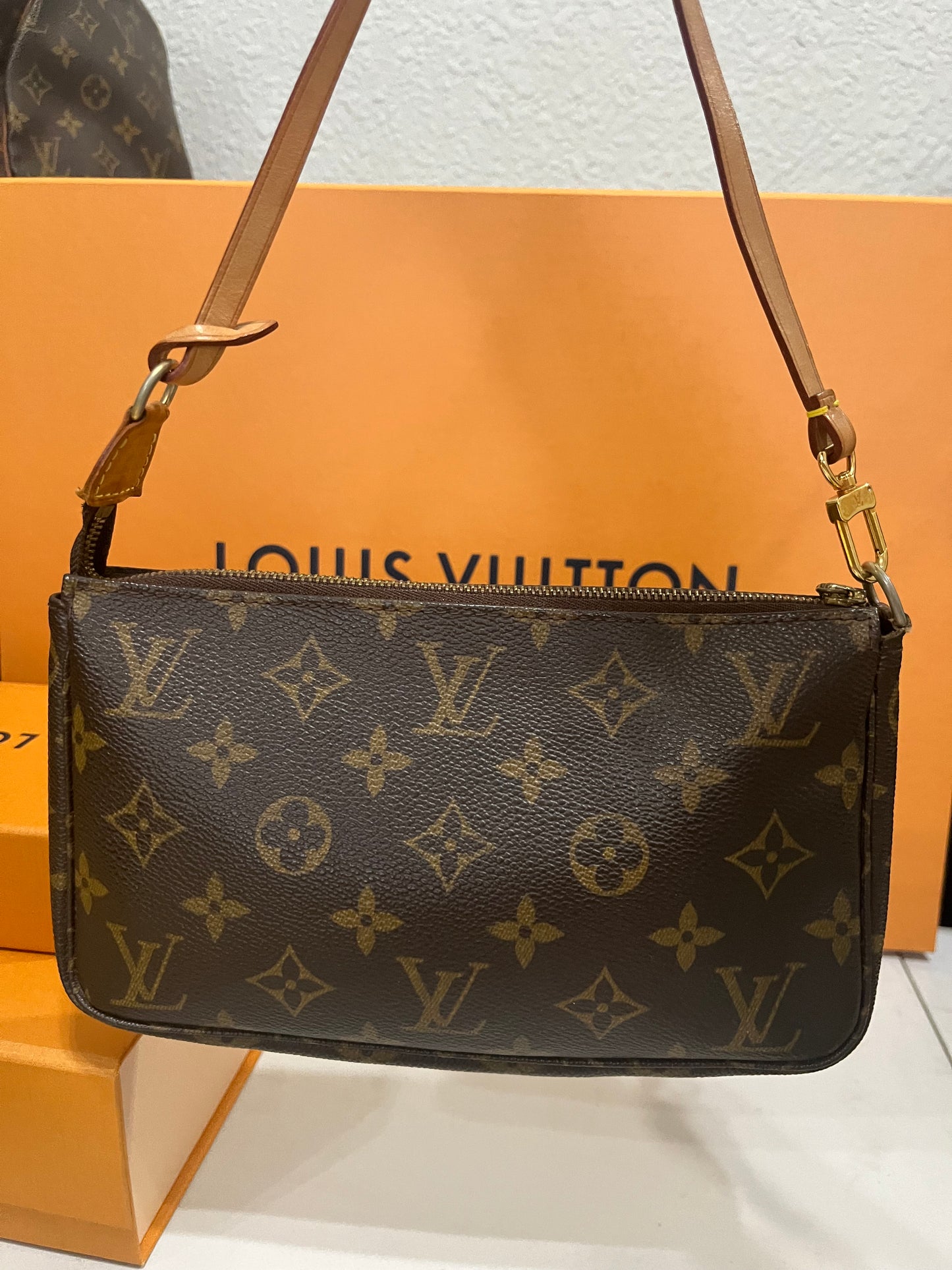 Pochette Accessories