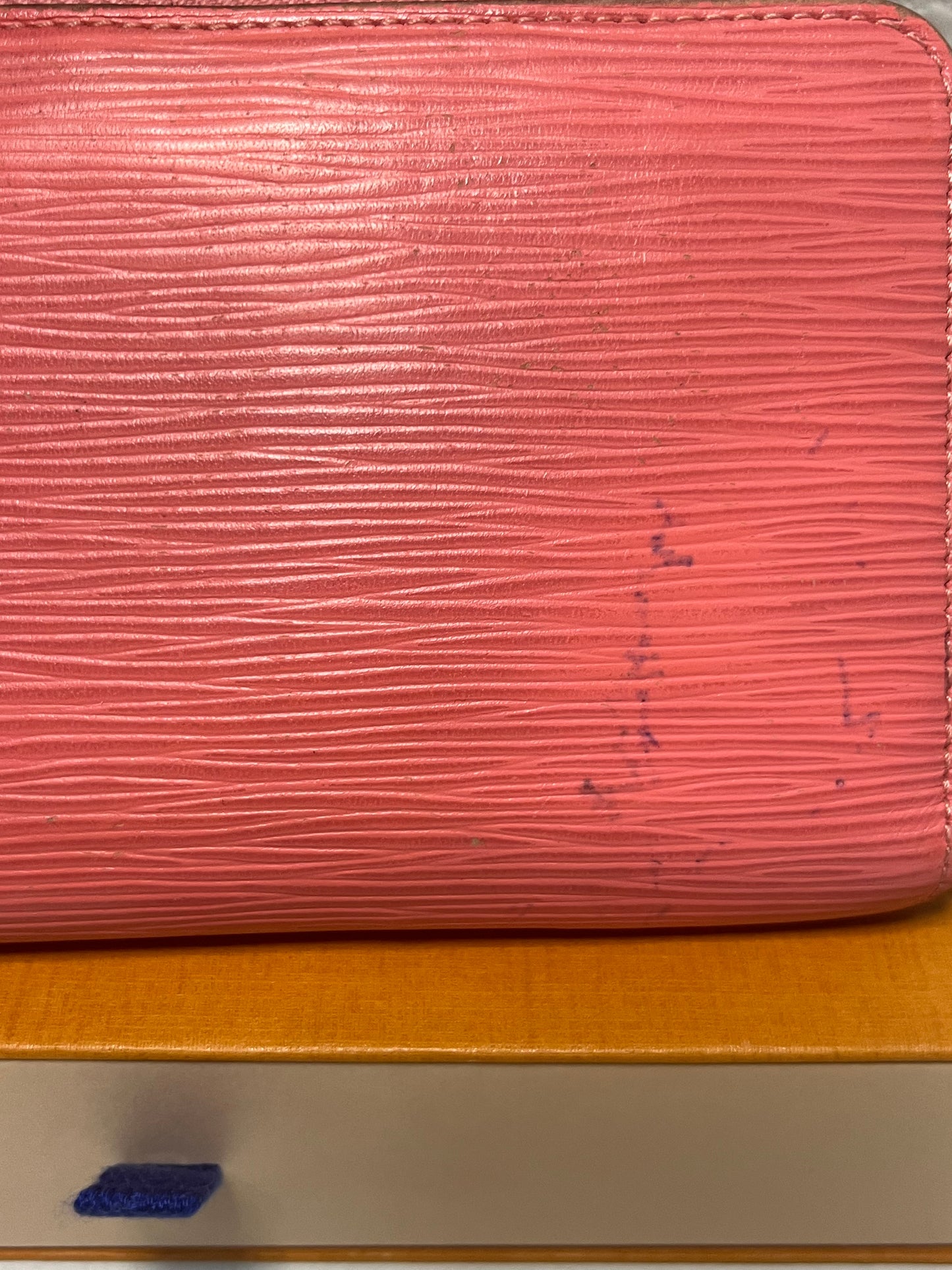 Louis Vuitton Zippy Wallet