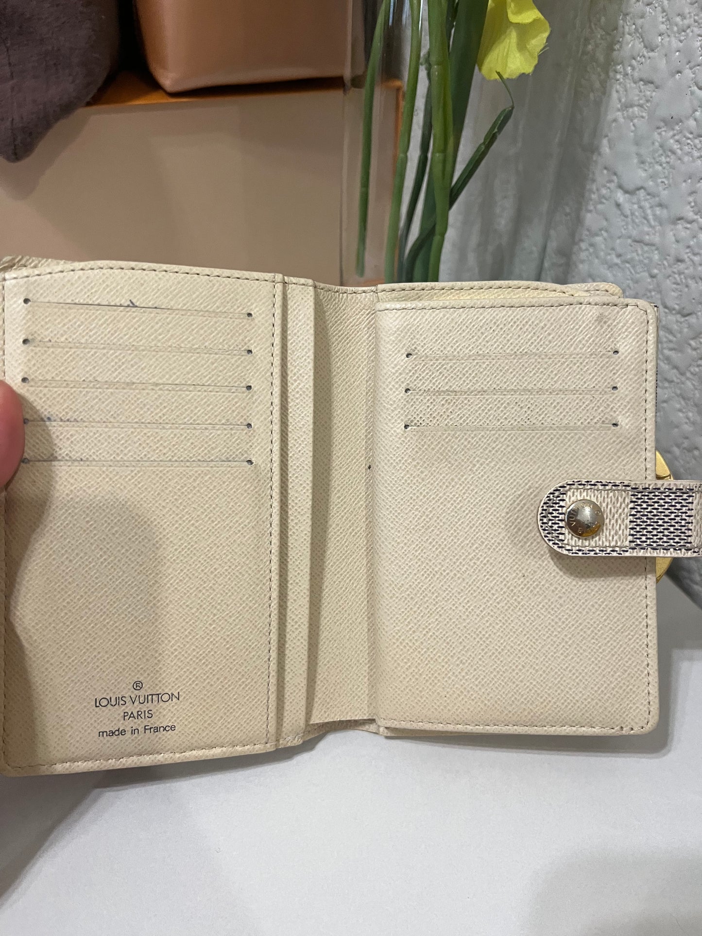 Kiss Lock LV Wallet
