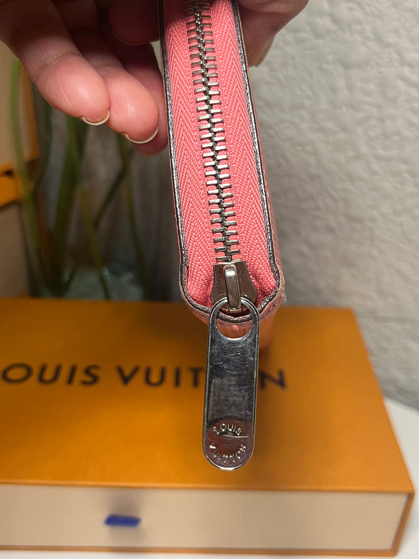 Louis Vuitton Zippy Wallet