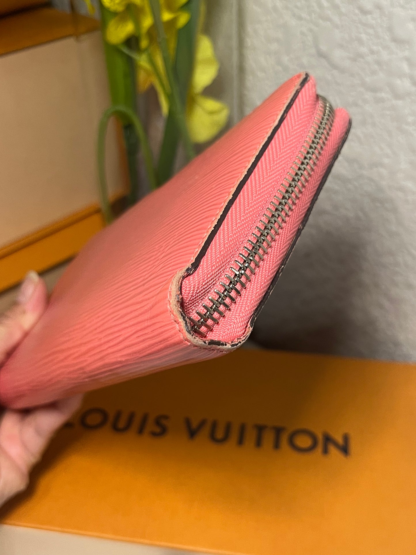 Louis Vuitton Zippy Wallet