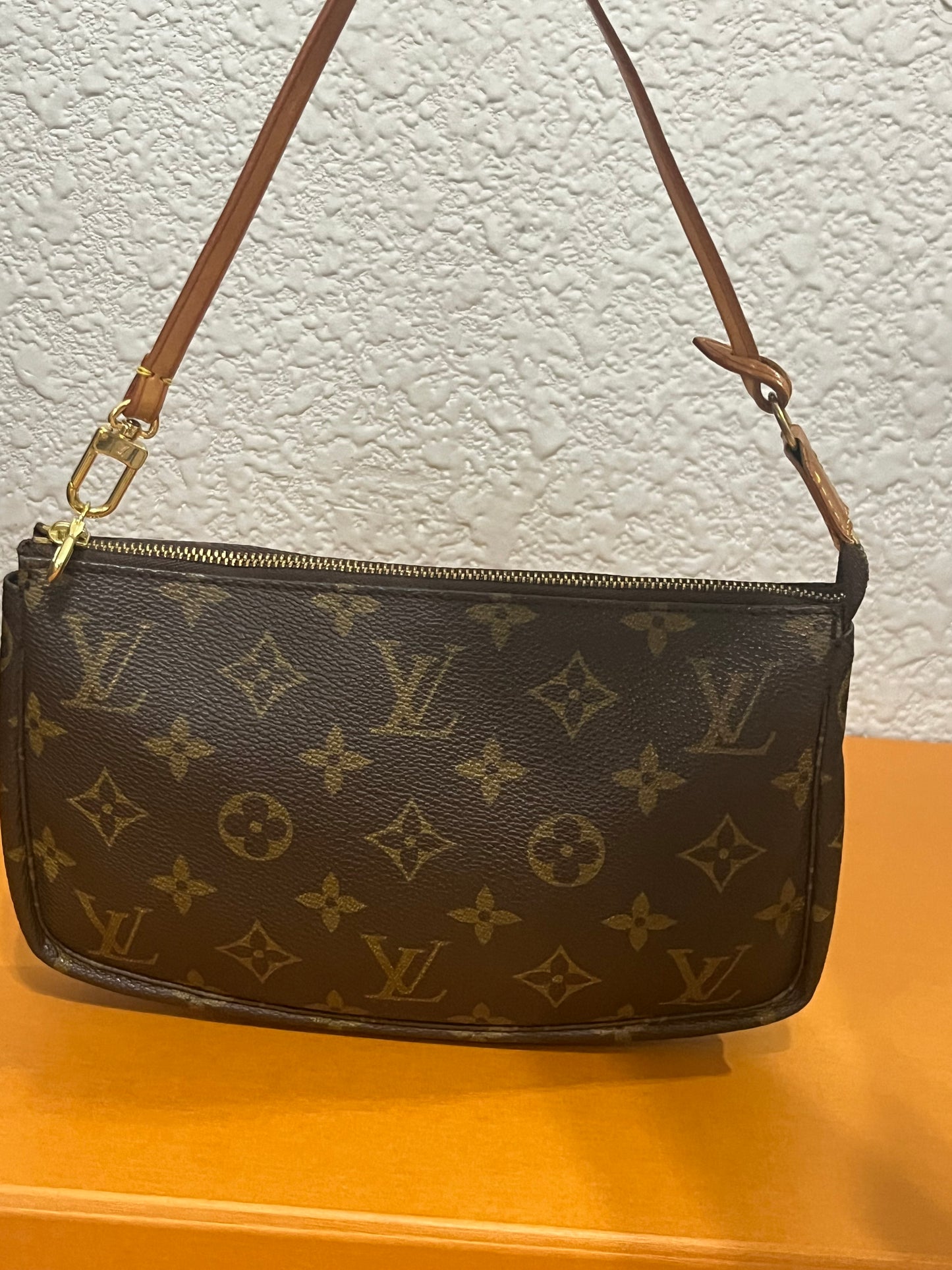 Pochette Accessories