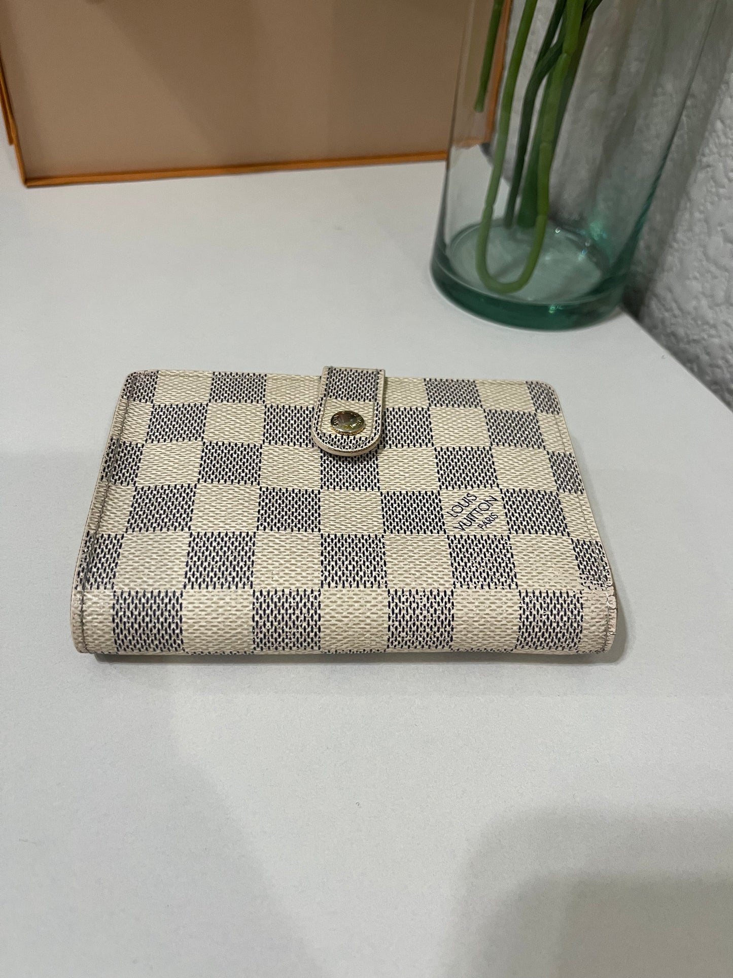Kiss Lock LV Wallet