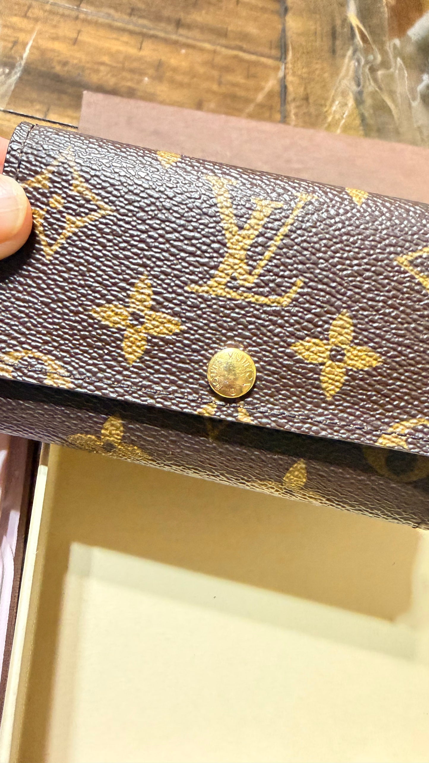 Monogram Key Hokder