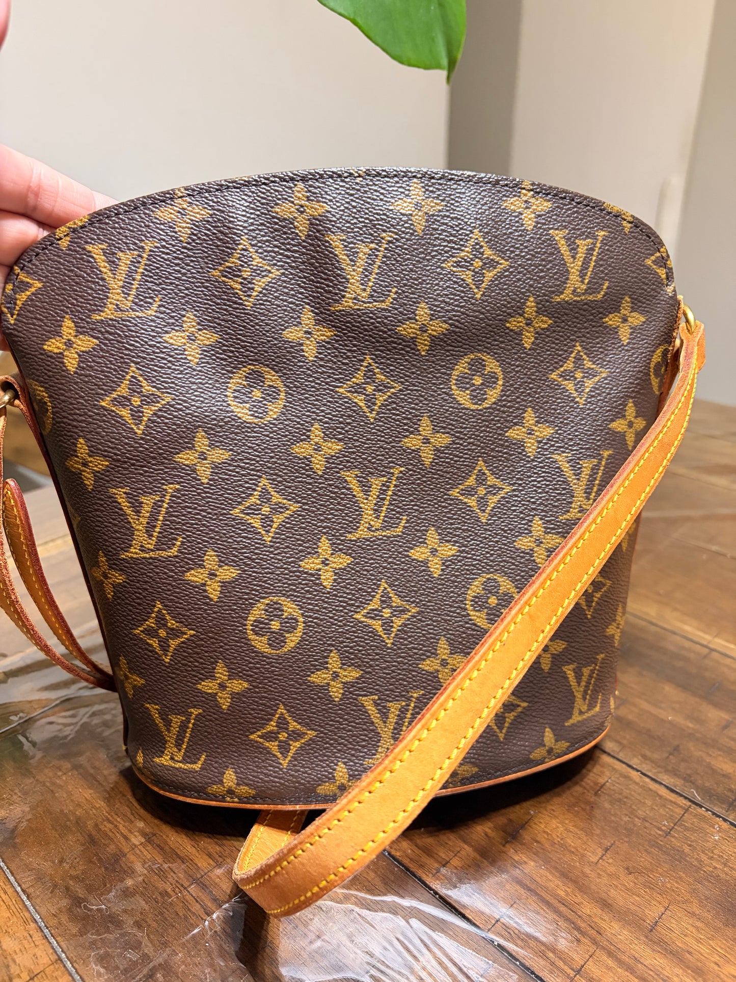 Drouot Crossbody Monogram