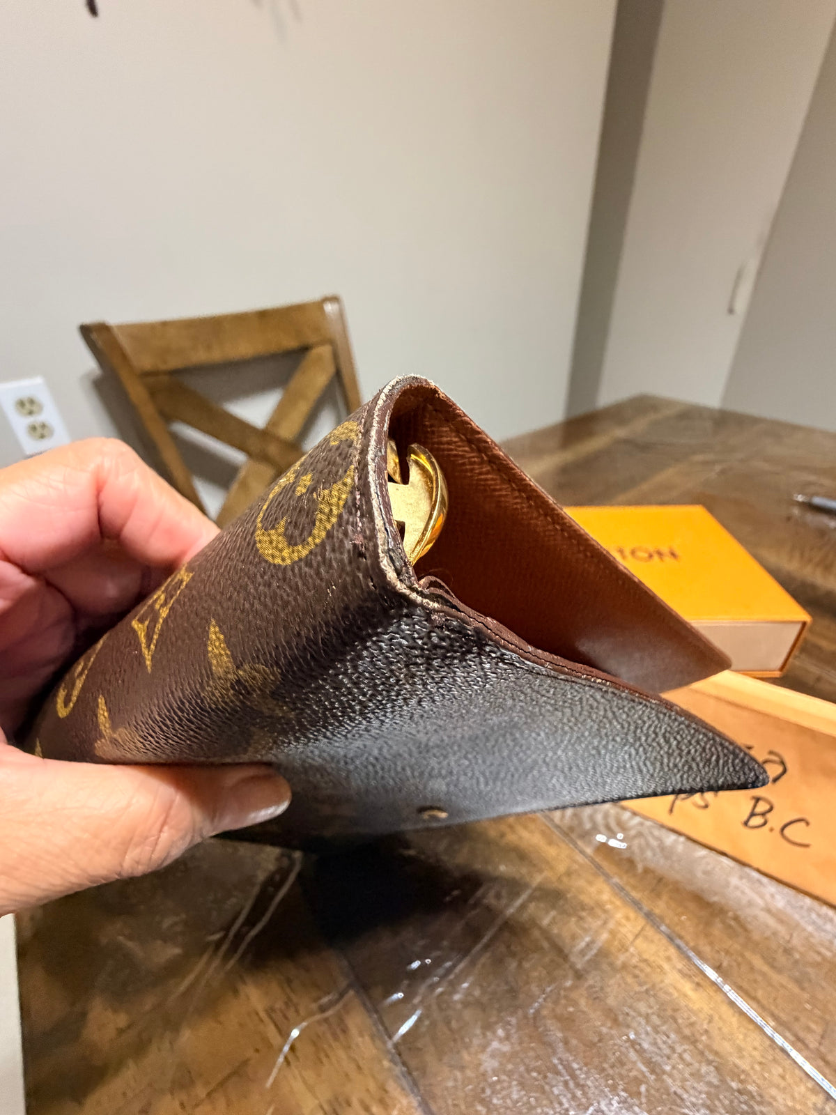 LV Agenda MM in Monogram