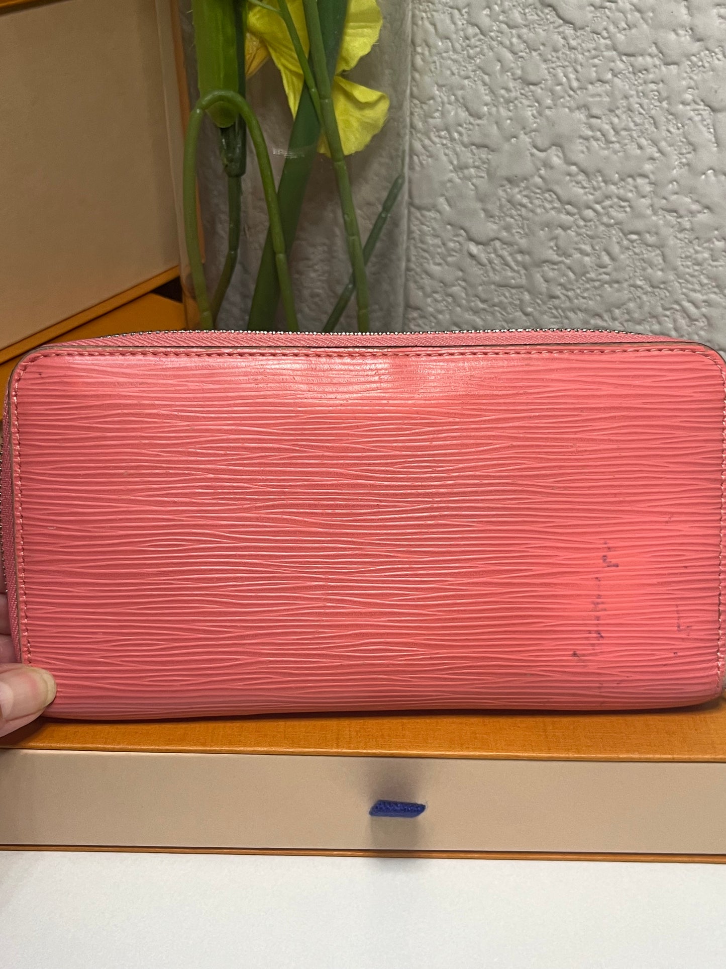 Louis Vuitton Zippy Wallet