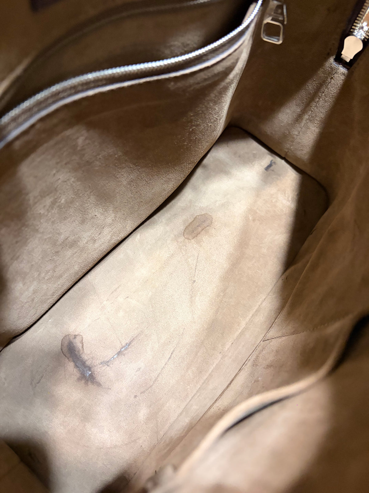 Alma Pm in Taurillon Leather