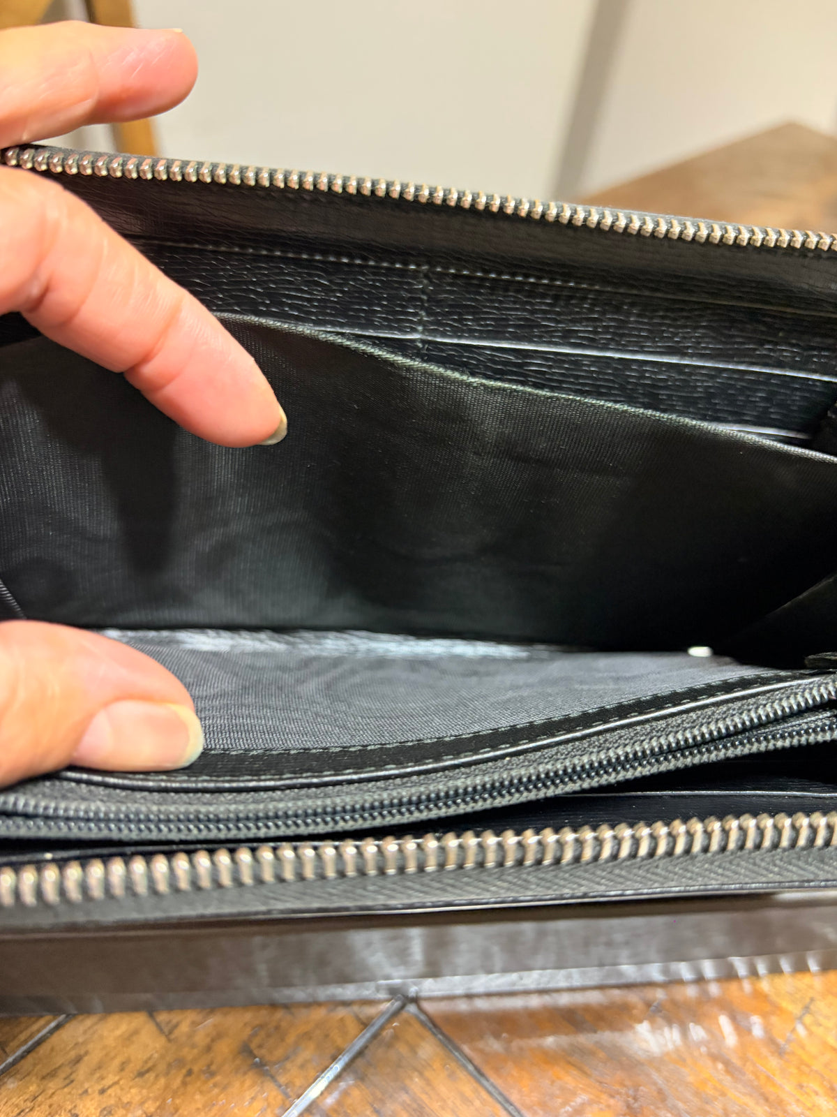 GG Zippy Wallet