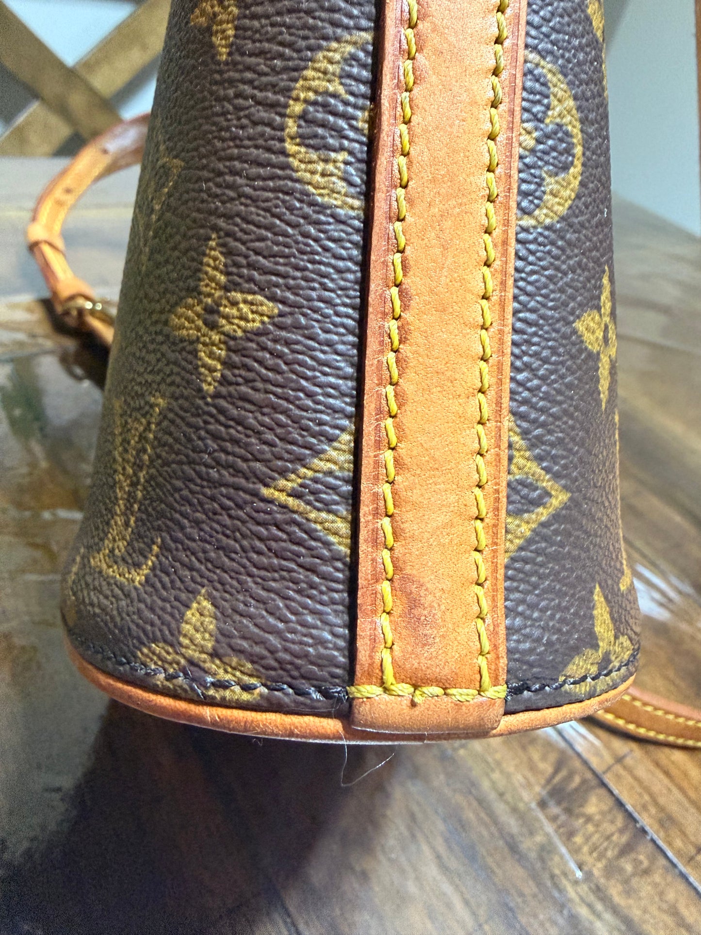 Drouot Crossbody Monogram