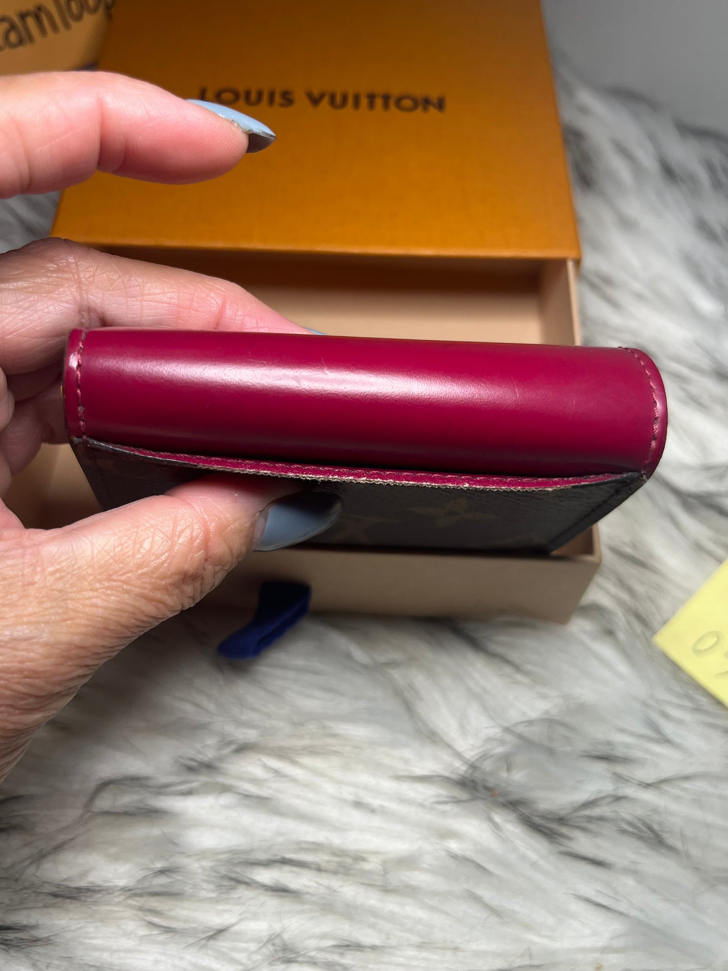 Zoe Wallet in Fuchsia