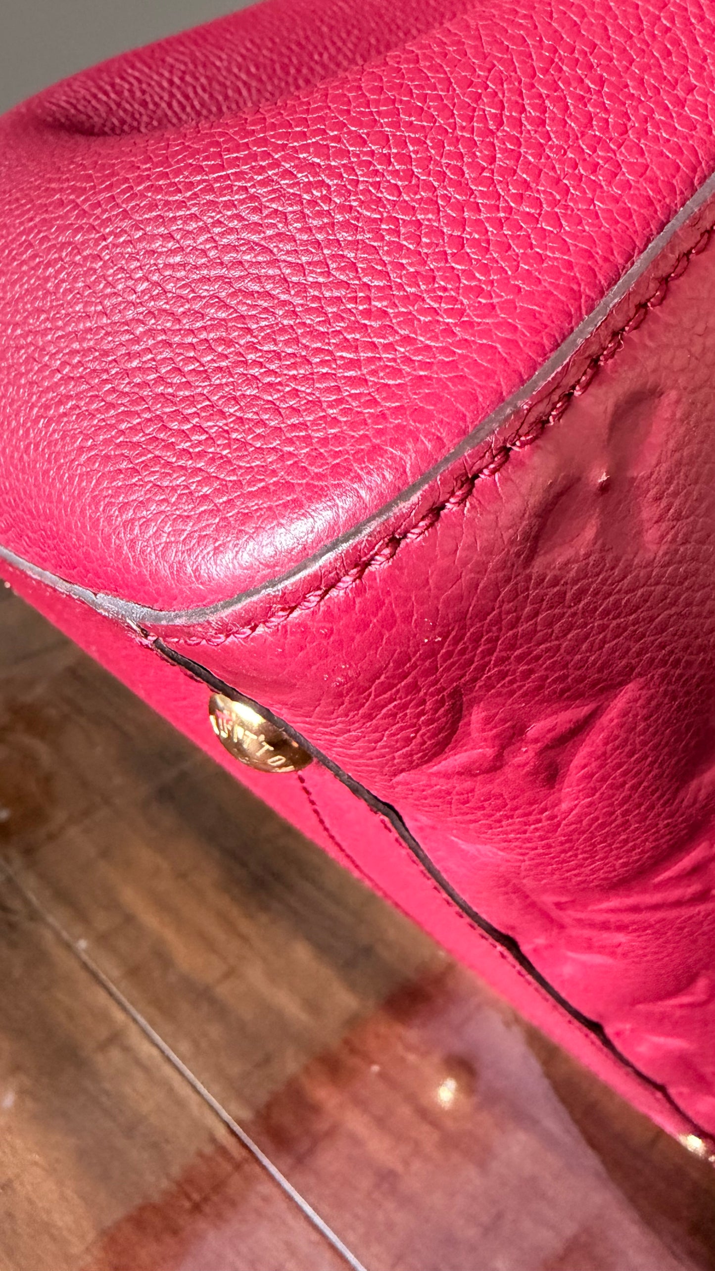 Red Montaigne Empriente