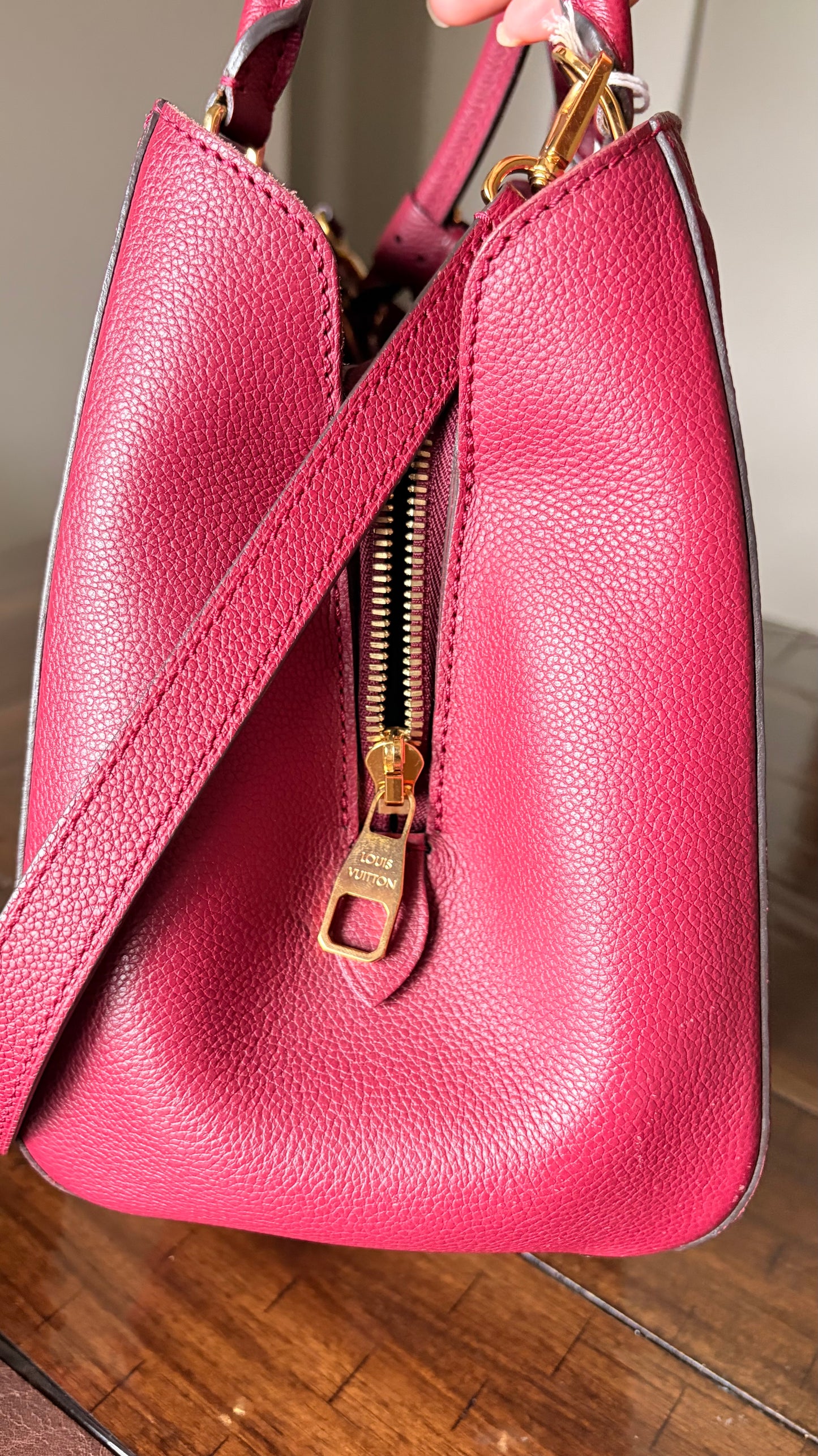 Red Montaigne Empriente