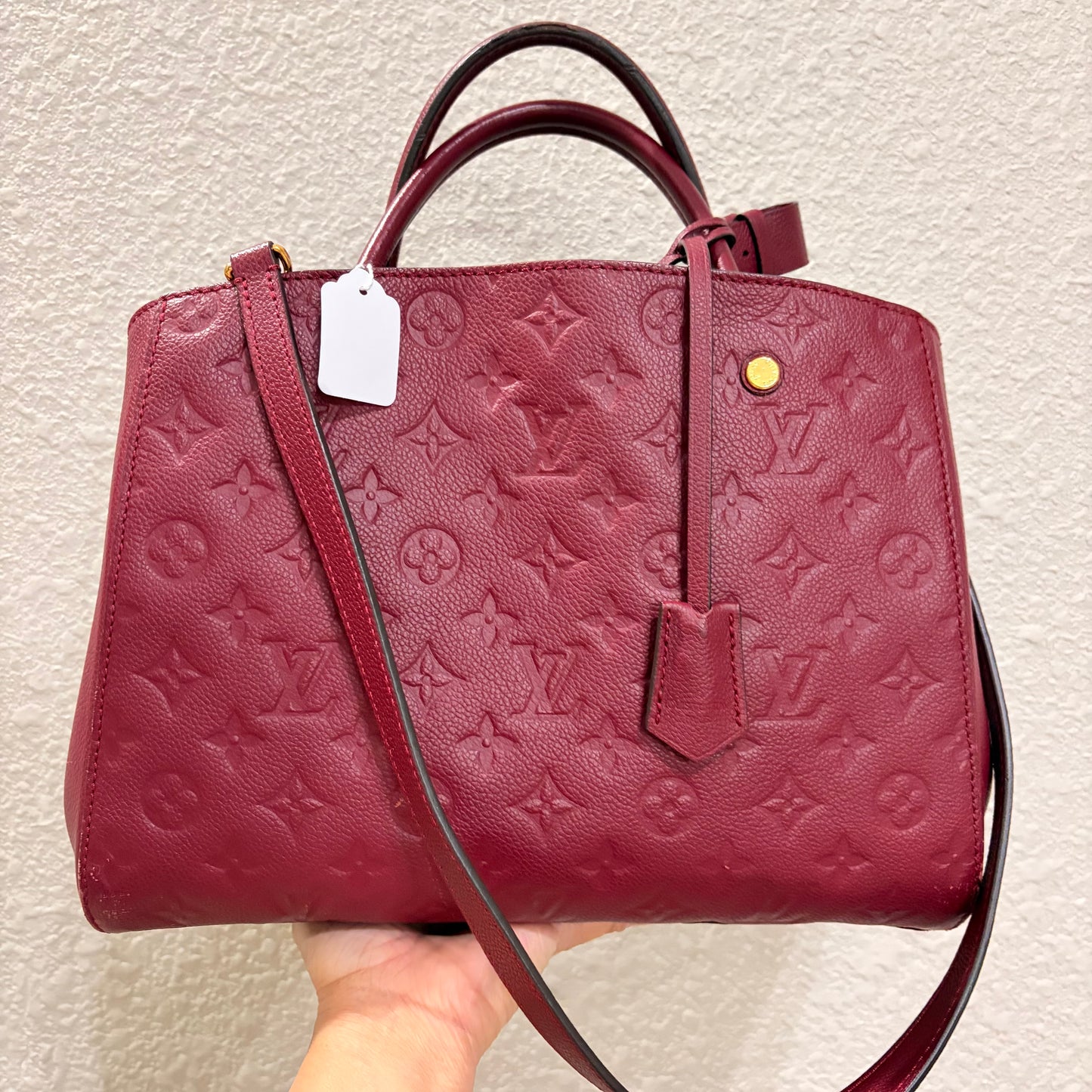 Red Montaigne Empriente