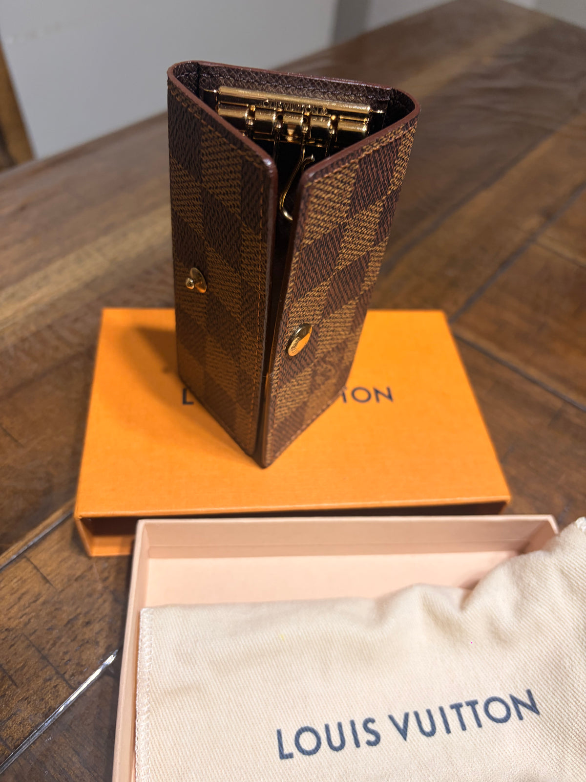 LV Key-holder