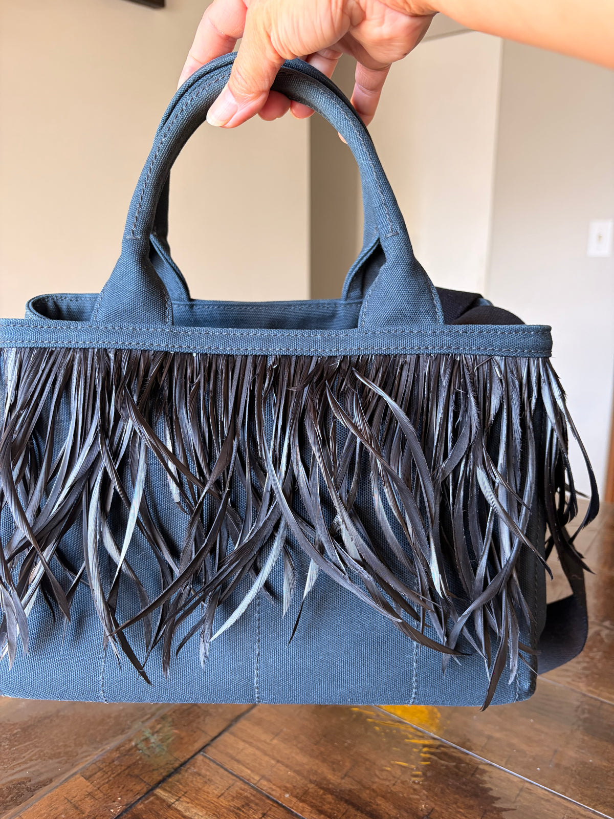 Prada Canapa Piume Nero