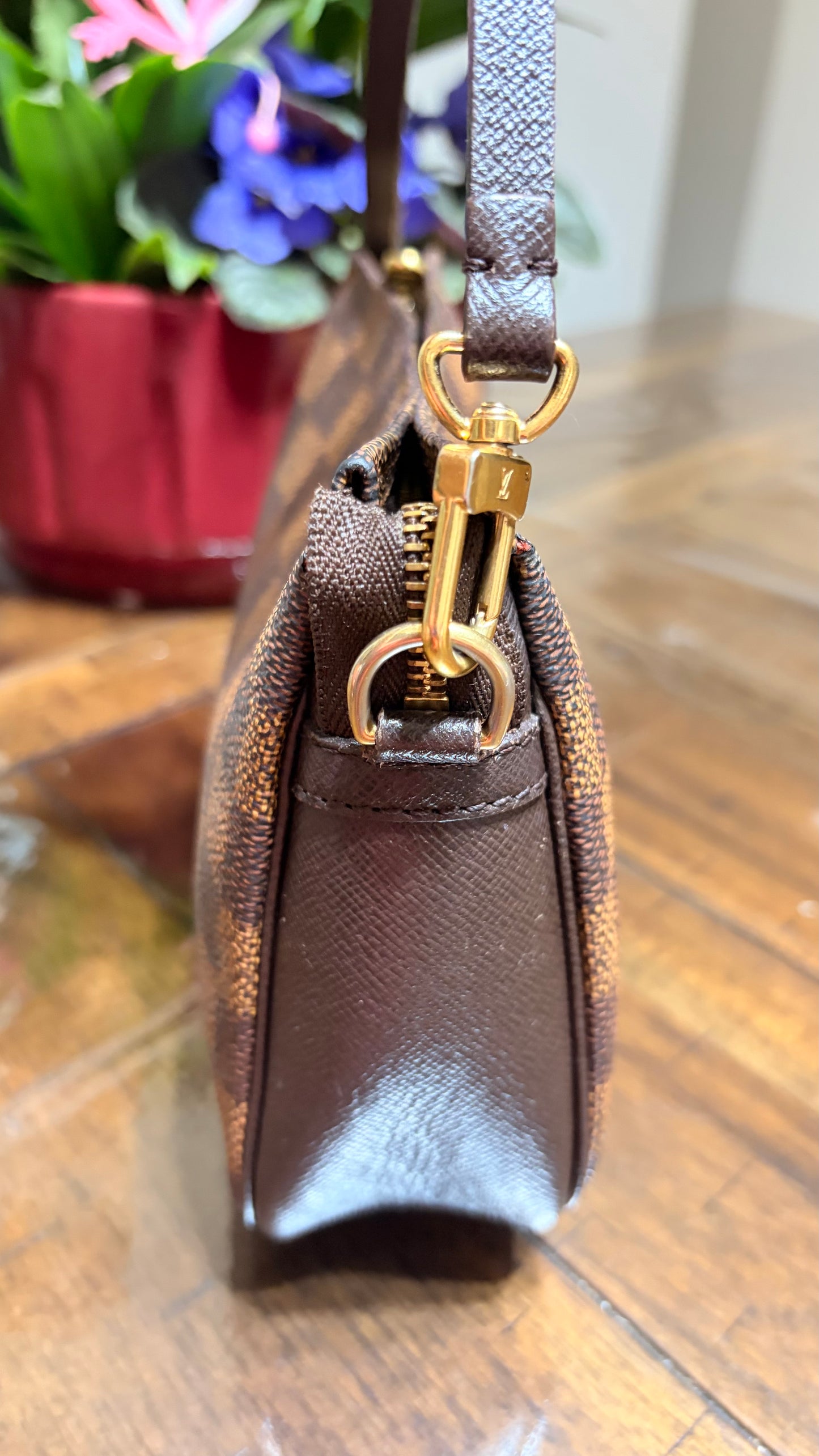 Damier Ebene Trousse