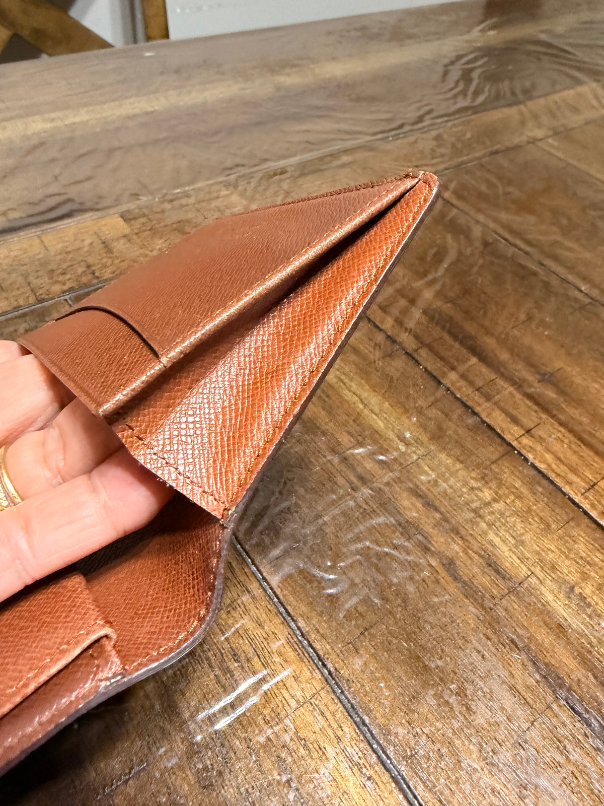 LV Men’s Wallet (Vintage)