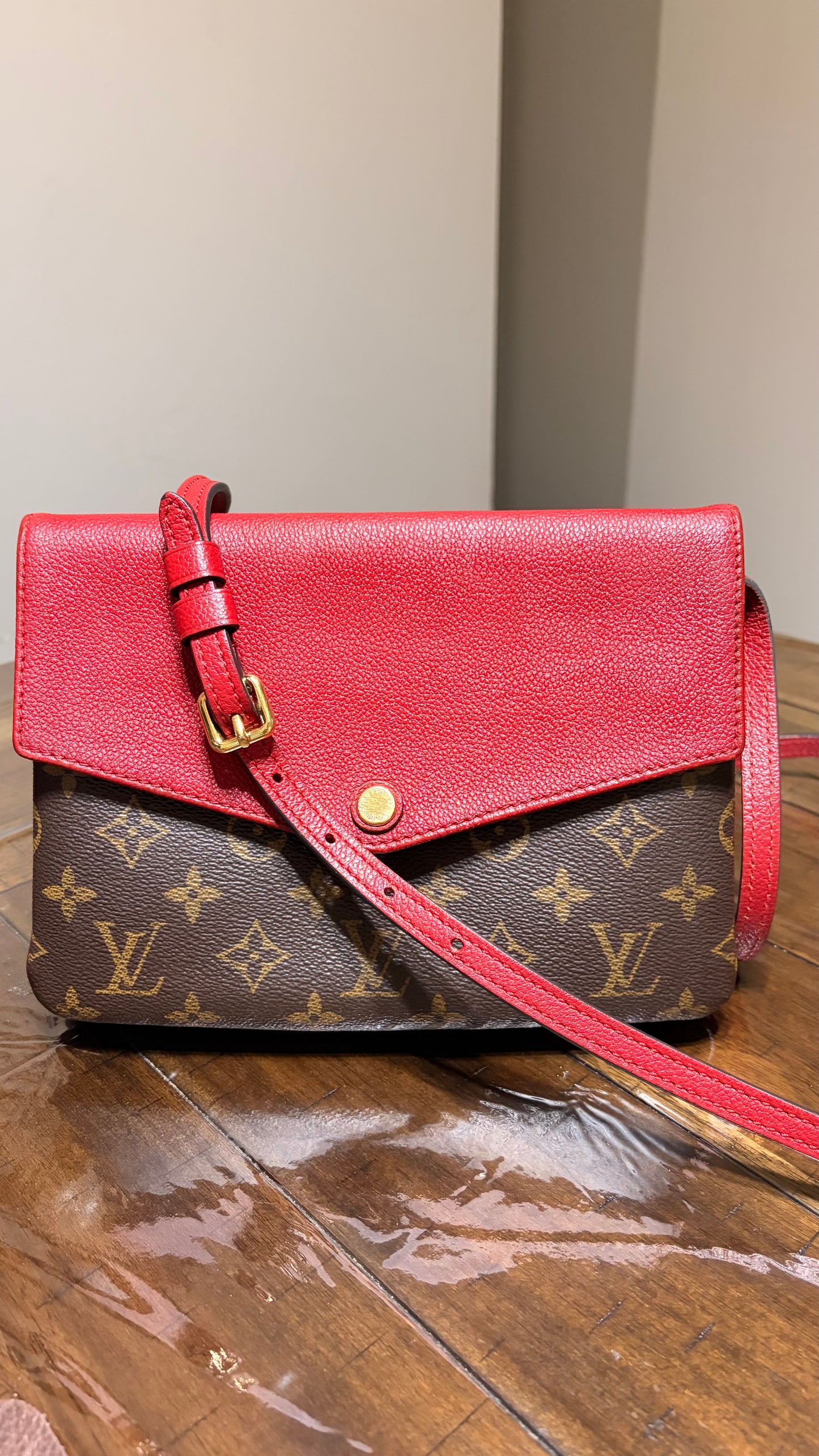 Cerise Twice Pochette
