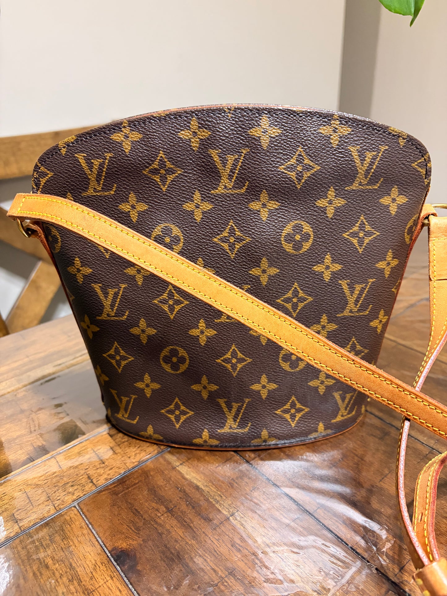 Drouot Crossbody Monogram