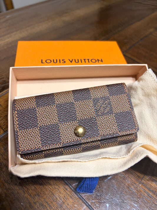 LV Key-holder
