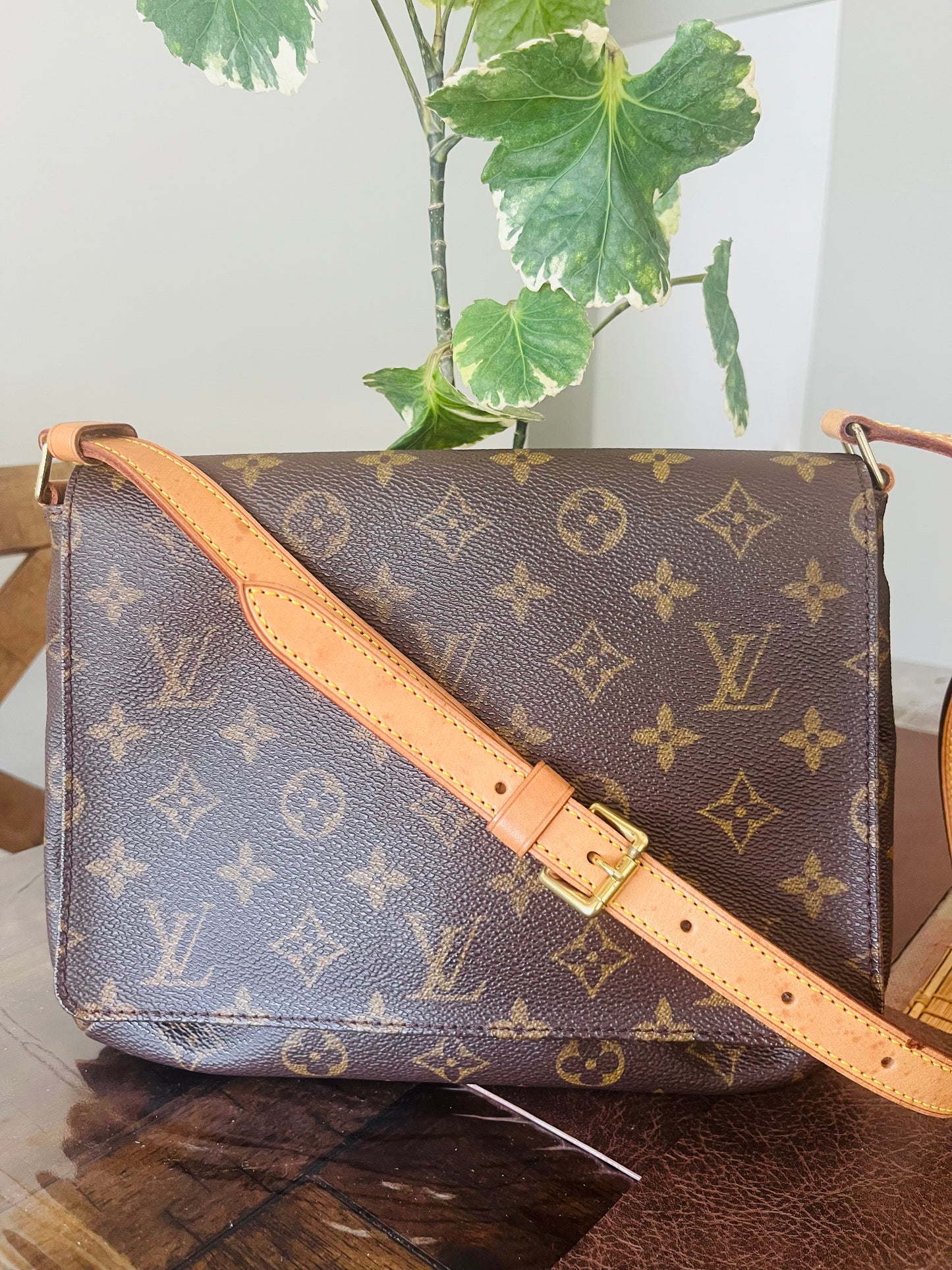 Musette Tango in Monogram