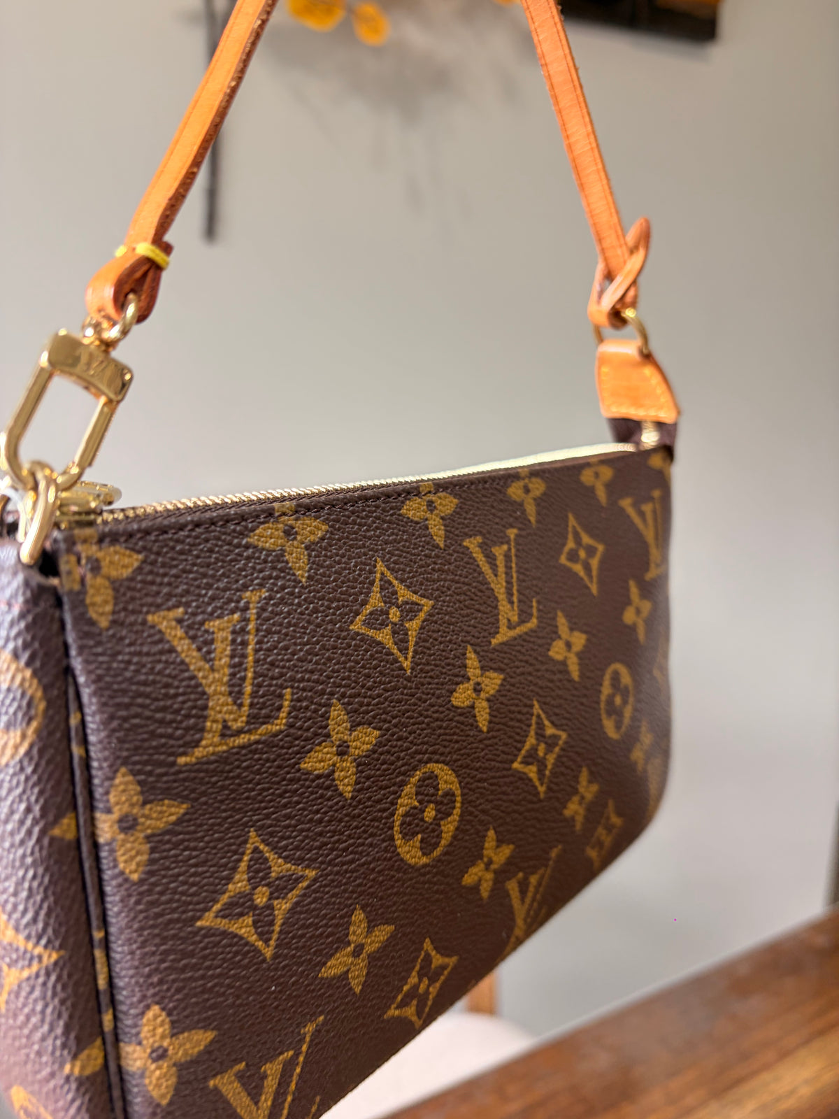 Pochette Accessories
