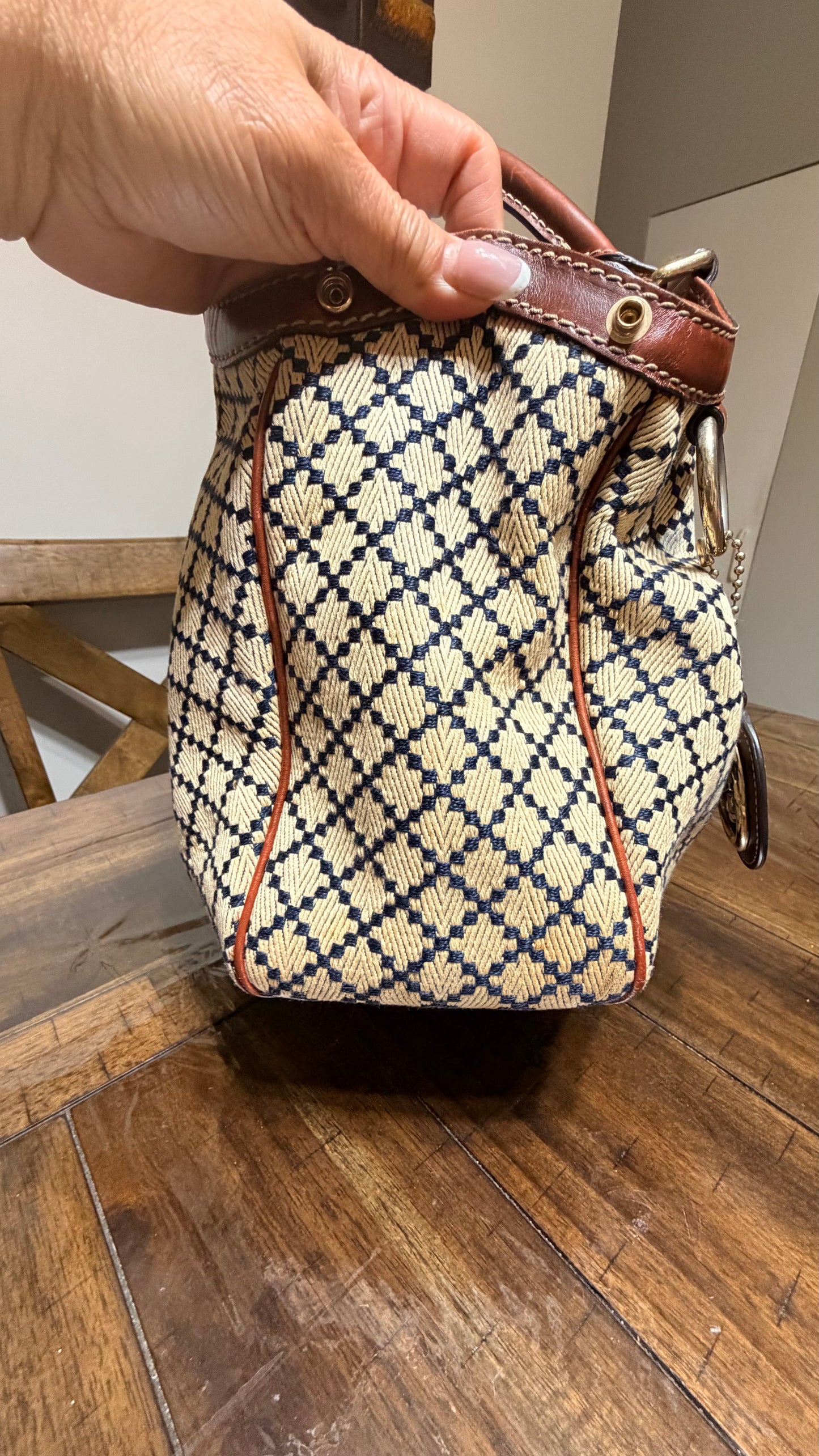 Gucci Diamanté Sukey Tote