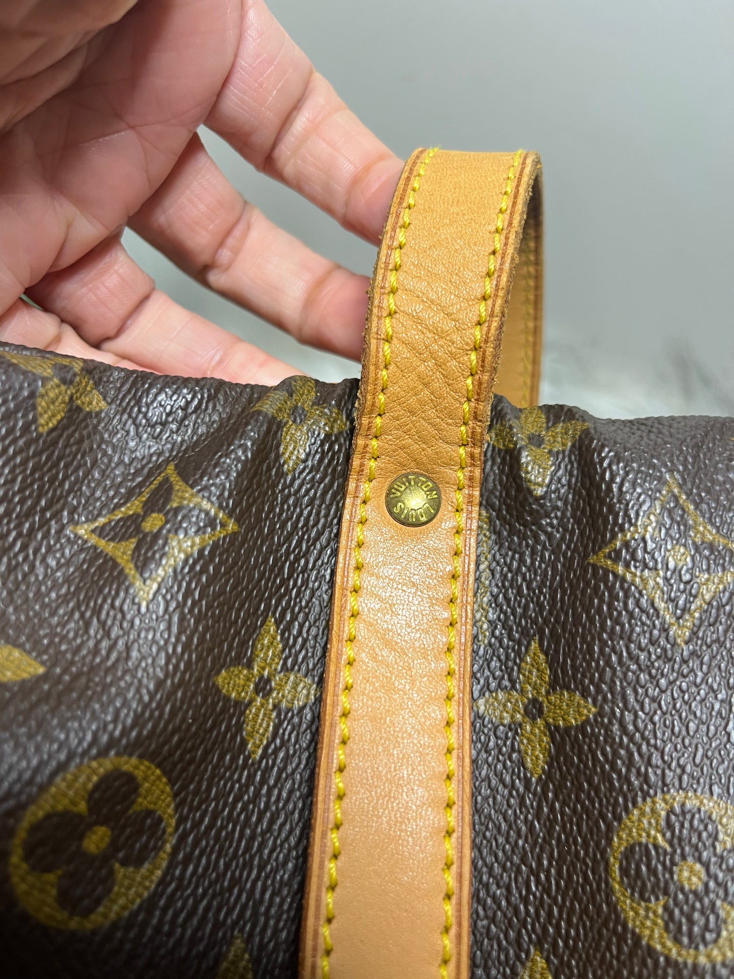 LOUIS VUITTON SAUMUR 30