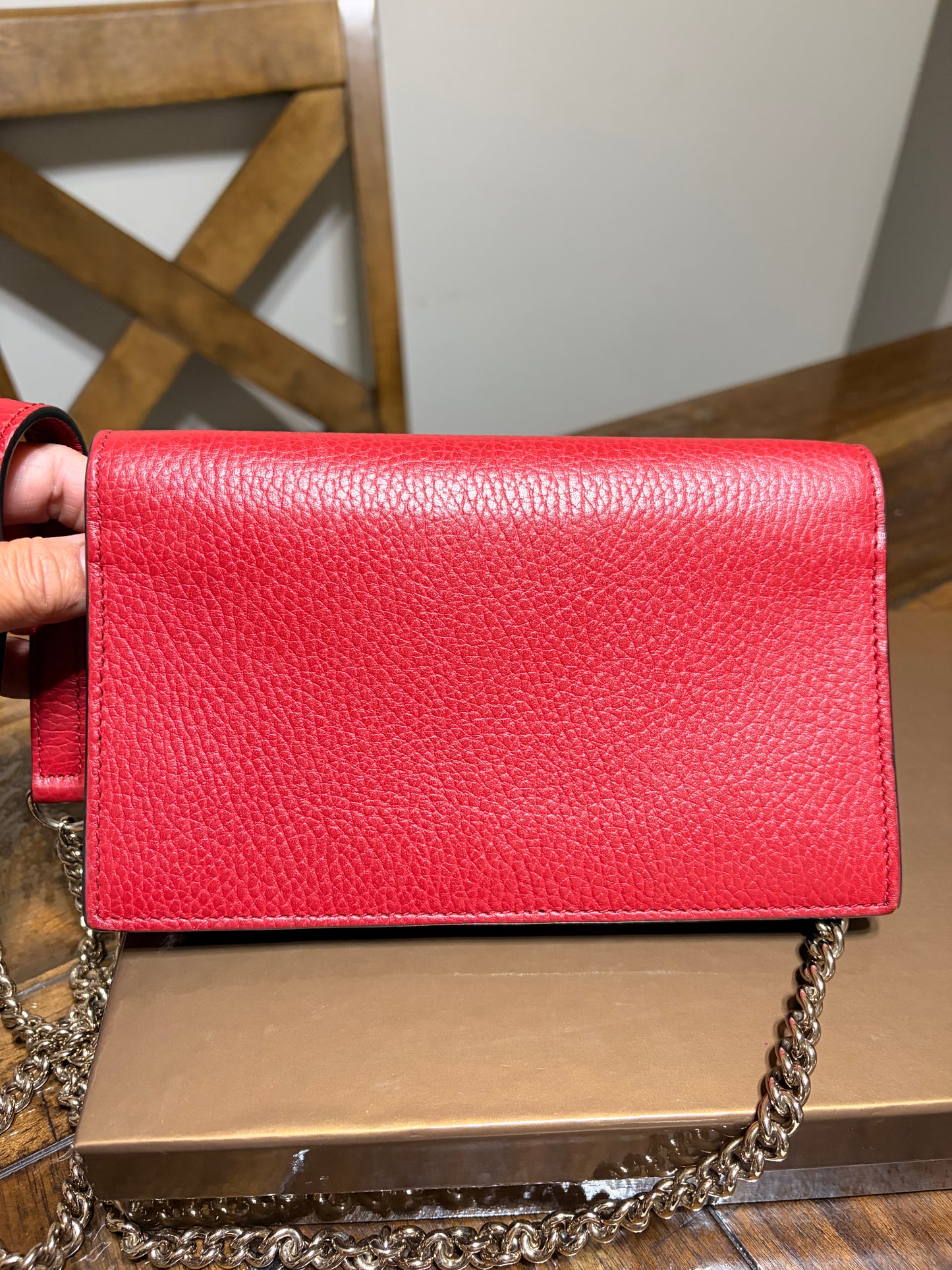 GG Interlocking Wallet On Chain